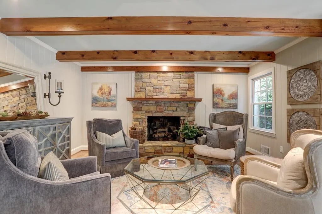 6239 Mountain Brook Way, Sandy Springs, Georgia 30328, 4 Bedrooms Bedrooms, ,4 BathroomsBathrooms,Residential,Sold,6239 Mountain Brook Way,6645155