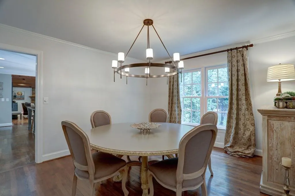 6239 Mountain Brook Way, Sandy Springs, Georgia 30328, 4 Bedrooms Bedrooms, ,4 BathroomsBathrooms,Residential,Sold,6239 Mountain Brook Way,6645155