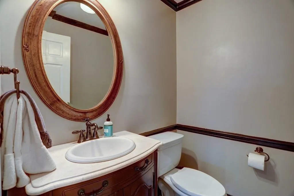 6239 Mountain Brook Way, Sandy Springs, Georgia 30328, 4 Bedrooms Bedrooms, ,4 BathroomsBathrooms,Residential,Sold,6239 Mountain Brook Way,6645155