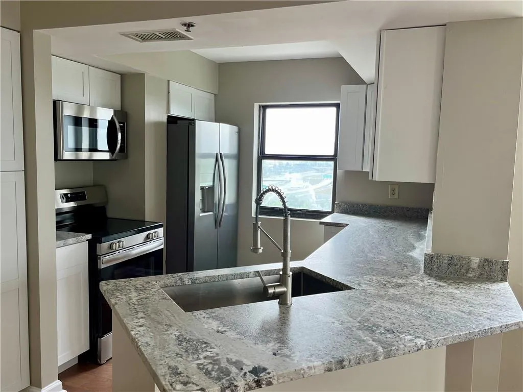 795 Hammond Drive Unit 1908, Atlanta, Georgia 30328, 1 Bedroom Bedrooms, ,1 BathroomBathrooms,Residential,Sold,795 Hammond Drive Unit 1908,7559650