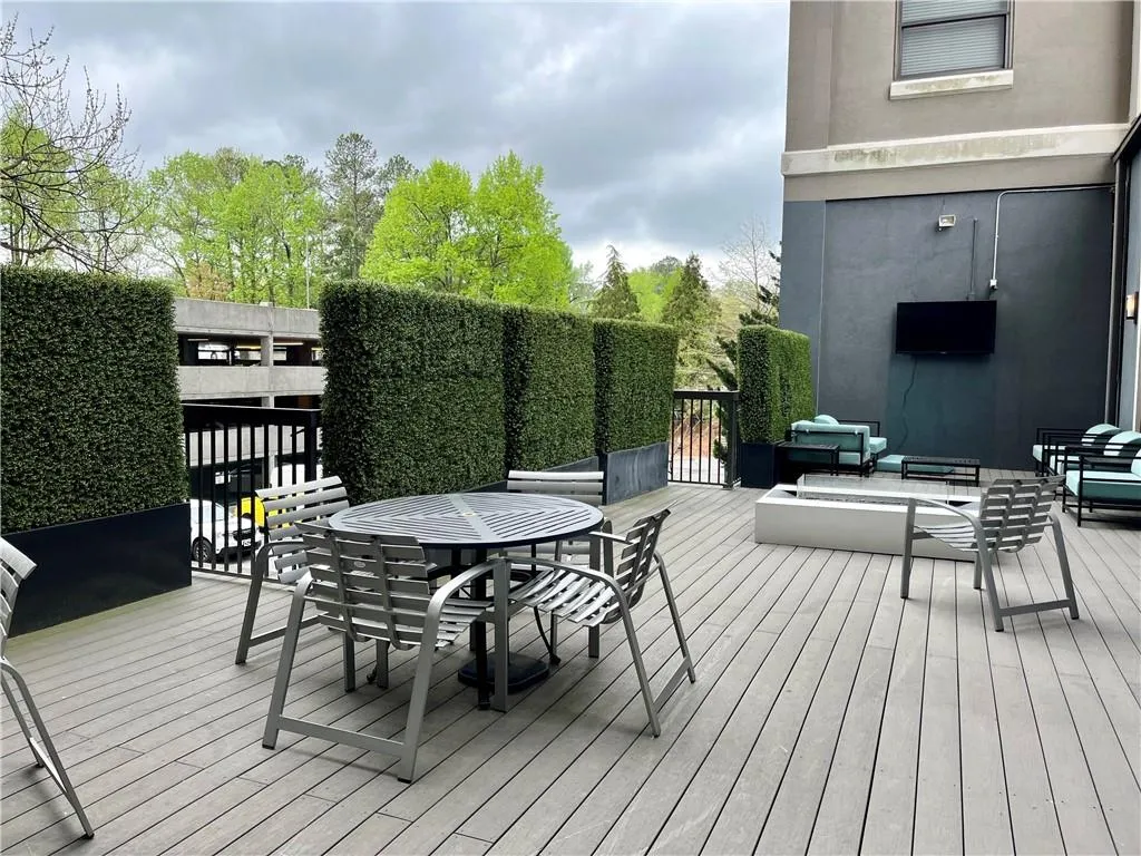 795 Hammond Drive Unit 1908, Atlanta, Georgia 30328, 1 Bedroom Bedrooms, ,1 BathroomBathrooms,Residential,Sold,795 Hammond Drive Unit 1908,7559650