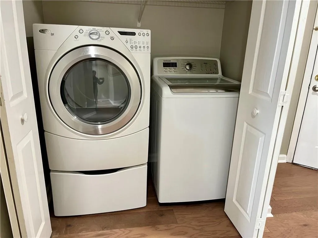 795 Hammond Drive Unit 1908, Atlanta, Georgia 30328, 1 Bedroom Bedrooms, ,1 BathroomBathrooms,Residential,Sold,795 Hammond Drive Unit 1908,7559650