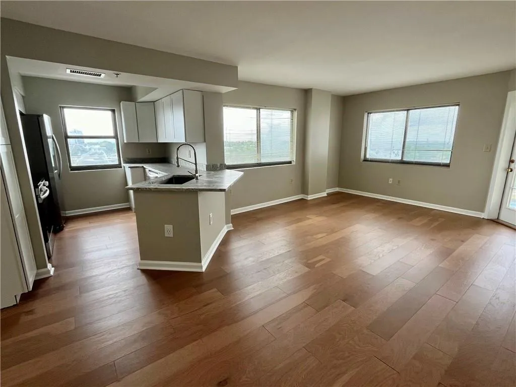 795 Hammond Drive Unit 1908, Atlanta, Georgia 30328, 1 Bedroom Bedrooms, ,1 BathroomBathrooms,Residential,Sold,795 Hammond Drive Unit 1908,7559650