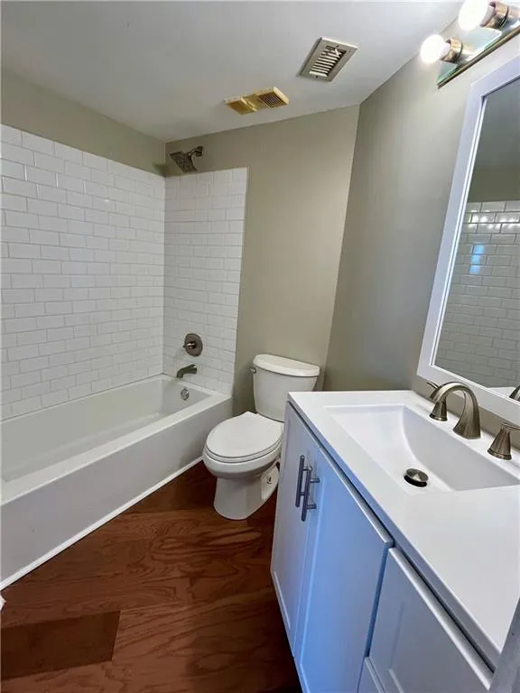 795 Hammond Drive Unit 1908, Atlanta, Georgia 30328, 1 Bedroom Bedrooms, ,1 BathroomBathrooms,Residential,Sold,795 Hammond Drive Unit 1908,7559650