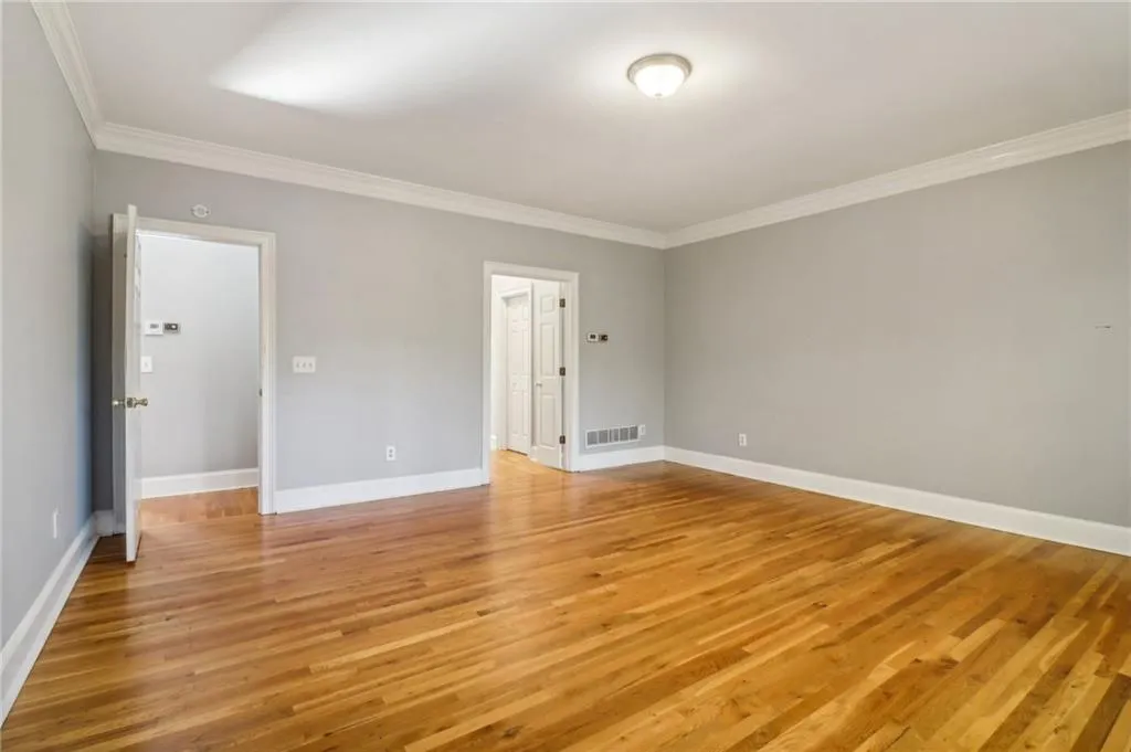230 Wessex Court, Atlanta, Georgia 30328, 4 Bedrooms Bedrooms, ,3 BathroomsBathrooms,Residential,Sold,230 Wessex Court,7491477