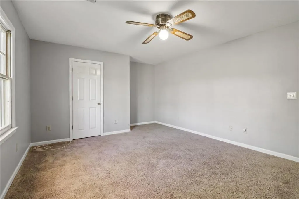 230 Wessex Court, Atlanta, Georgia 30328, 4 Bedrooms Bedrooms, ,3 BathroomsBathrooms,Residential,Sold,230 Wessex Court,7491477