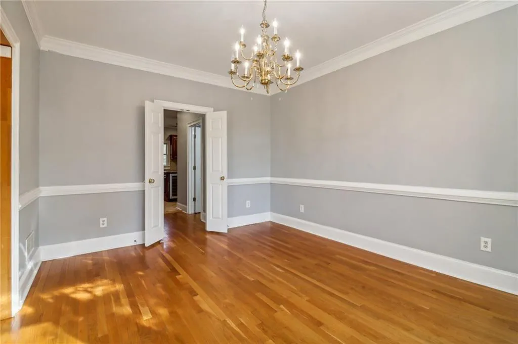 230 Wessex Court, Atlanta, Georgia 30328, 4 Bedrooms Bedrooms, ,3 BathroomsBathrooms,Residential,Sold,230 Wessex Court,7491477