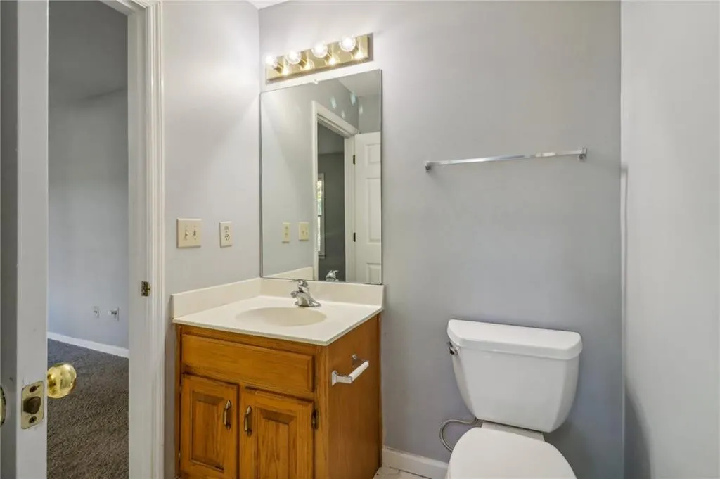 230 Wessex Court, Atlanta, Georgia 30328, 4 Bedrooms Bedrooms, ,3 BathroomsBathrooms,Residential,Sold,230 Wessex Court,7491477