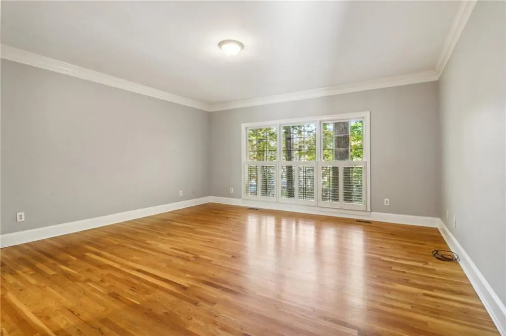 230 Wessex Court, Atlanta, Georgia 30328, 4 Bedrooms Bedrooms, ,3 BathroomsBathrooms,Residential,Sold,230 Wessex Court,7491477