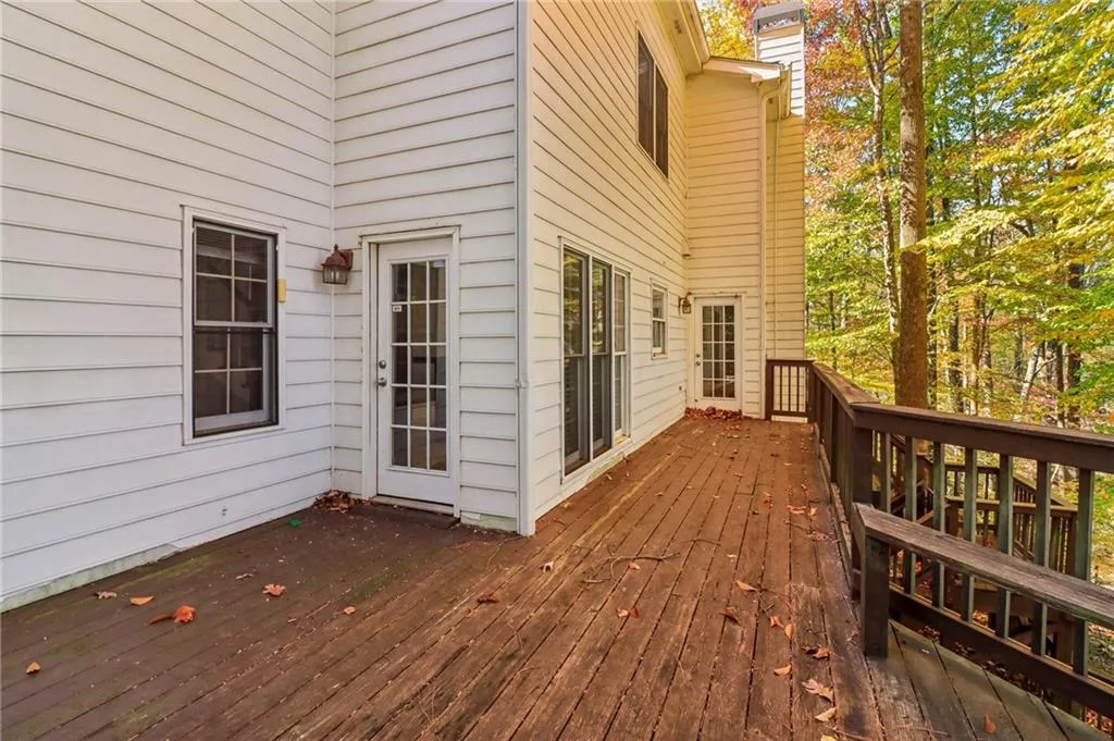 230 Wessex Court, Atlanta, Georgia 30328, 4 Bedrooms Bedrooms, ,3 BathroomsBathrooms,Residential,Sold,230 Wessex Court,7491477