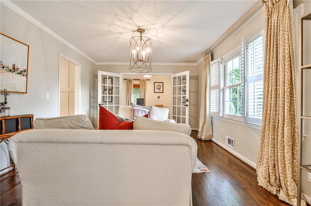 825 Starlight Drive, Atlanta, Georgia 30342, 3 Bedrooms Bedrooms, ,2 BathroomsBathrooms,Residential,Sold,825 Starlight Drive,7293299