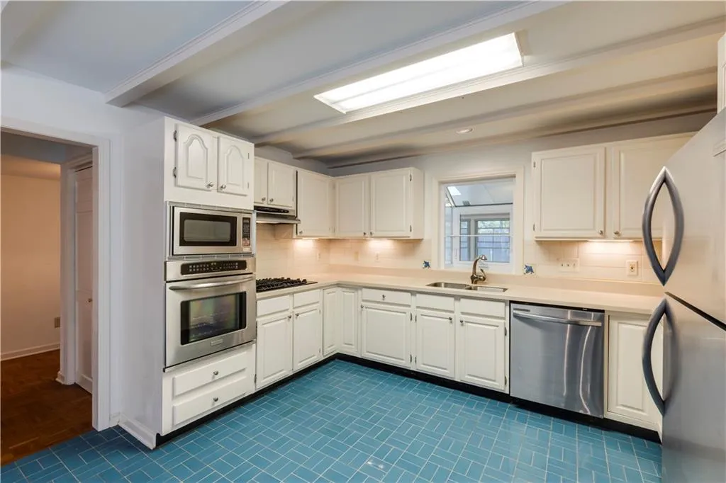 2810 Harwick Drive, Atlanta, Georgia 30350, 4 Bedrooms Bedrooms, ,3 BathroomsBathrooms,Residential,For Sale,2810 Harwick Drive,7659196