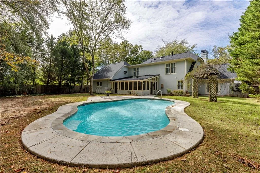 2810 Harwick Drive, Atlanta, Georgia 30350, 4 Bedrooms Bedrooms, ,3 BathroomsBathrooms,Residential,For Sale,2810 Harwick Drive,7659196