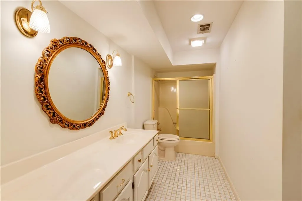 First Floor Bath