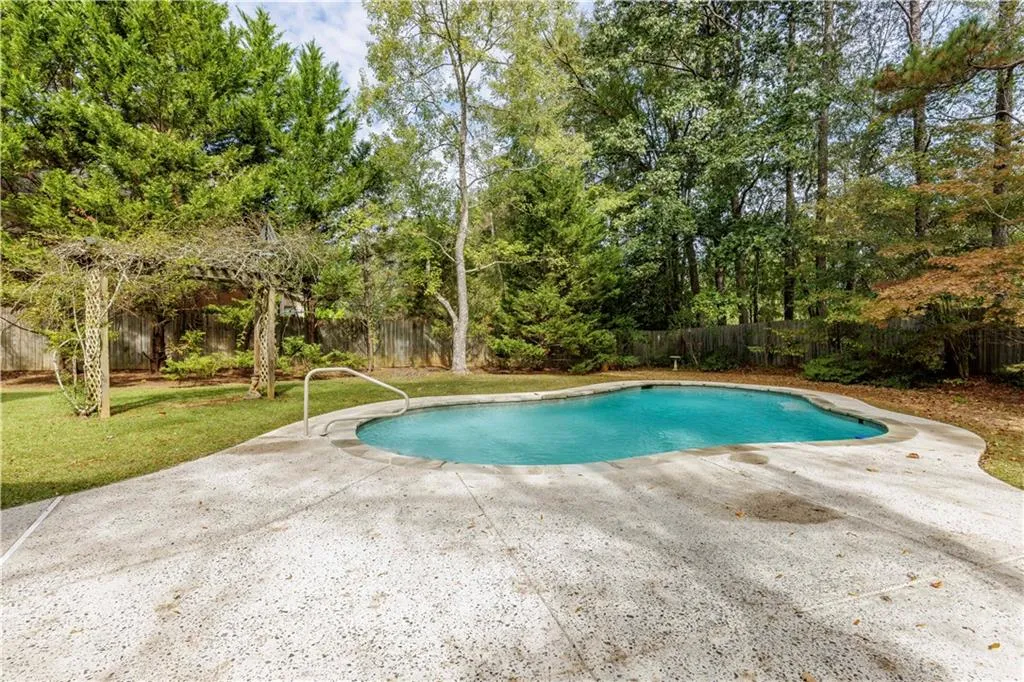 2810 Harwick Drive, Atlanta, Georgia 30350, 4 Bedrooms Bedrooms, ,3 BathroomsBathrooms,Residential,For Sale,2810 Harwick Drive,7659196
