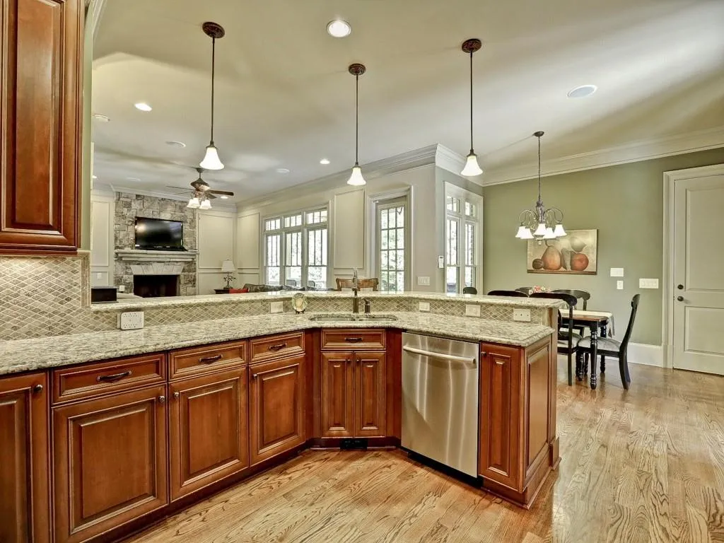 284 Hedden Road, Sandy Springs, Georgia 30342, 4 Bedrooms Bedrooms, ,4 BathroomsBathrooms,Residential,Sold,284 Hedden Road,5570409