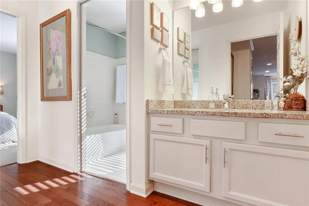 507 Bainbridge Drive, Atlanta, Georgia 30327, 2 Bedrooms Bedrooms, ,2 BathroomsBathrooms,Residential,Sold,507 Bainbridge Drive,5799685