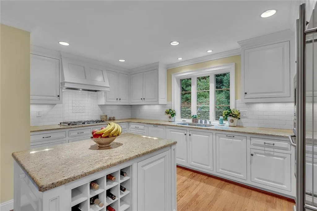 6242 Mountain Brook Way Nw, Atlanta, Georgia 30328, 5 Bedrooms Bedrooms, ,3 BathroomsBathrooms,Residential,For Sale,6242 Mountain Brook Way Nw,7729457