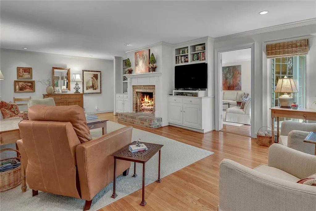 6242 Mountain Brook Way Nw, Atlanta, Georgia 30328, 5 Bedrooms Bedrooms, ,3 BathroomsBathrooms,Residential,For Sale,6242 Mountain Brook Way Nw,7729457