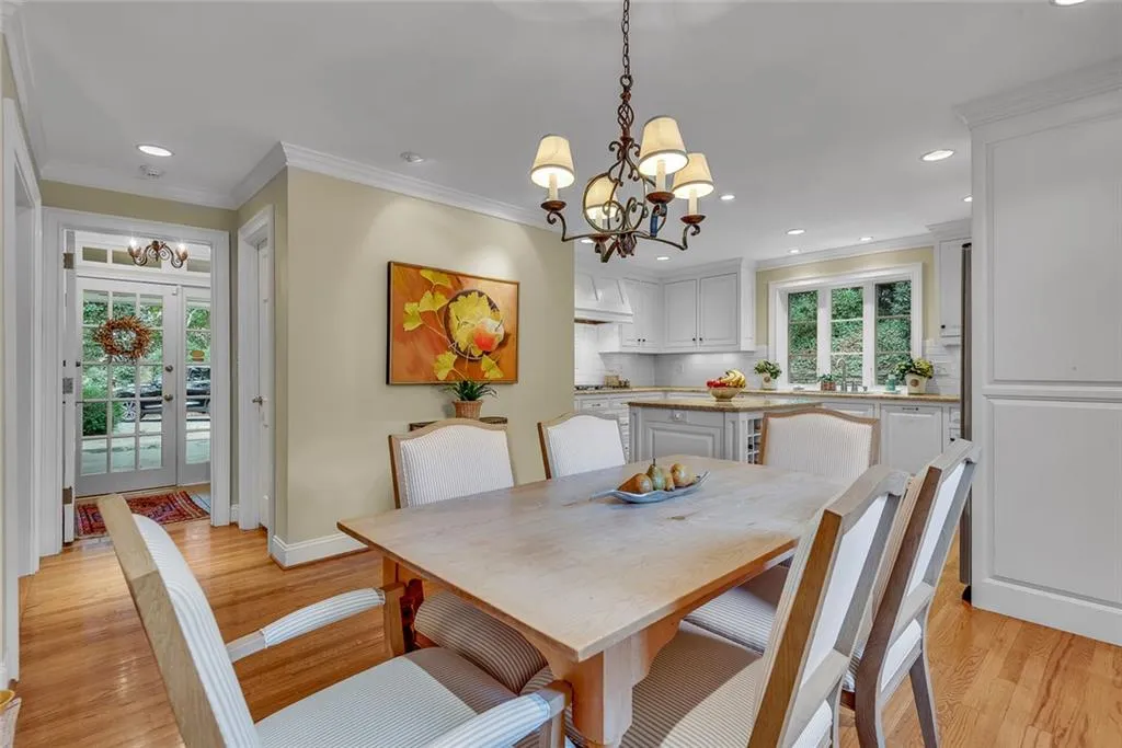6242 Mountain Brook Way Nw, Atlanta, Georgia 30328, 5 Bedrooms Bedrooms, ,3 BathroomsBathrooms,Residential,For Sale,6242 Mountain Brook Way Nw,7729457