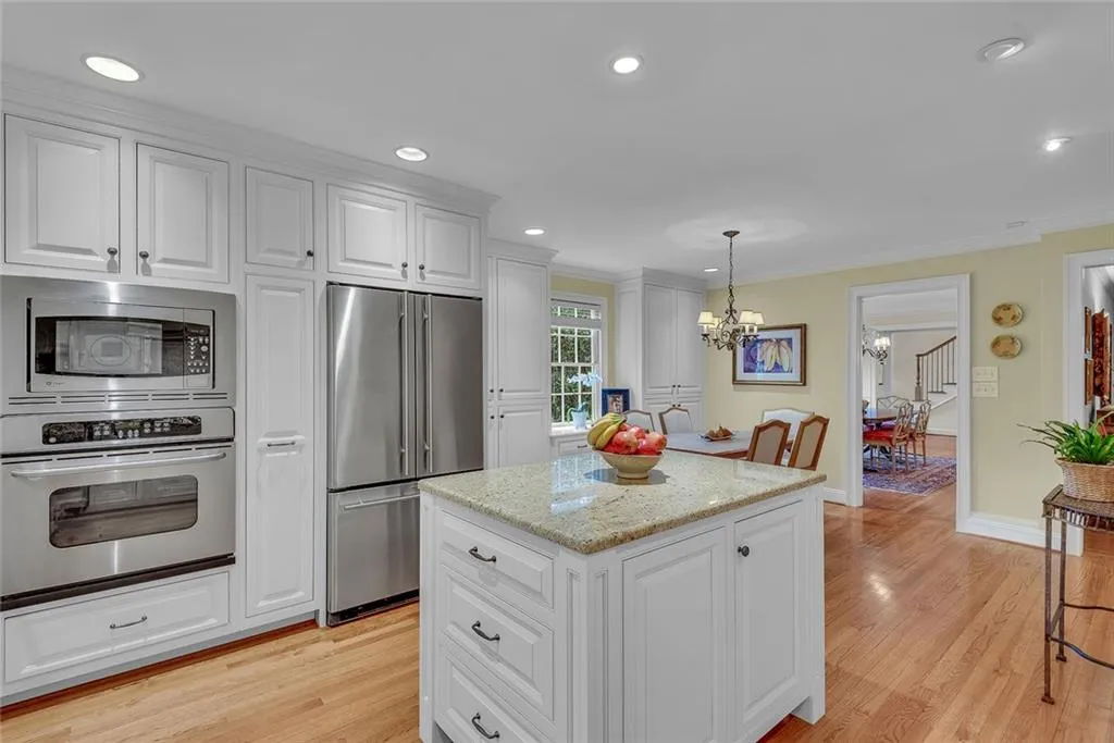 6242 Mountain Brook Way Nw, Atlanta, Georgia 30328, 5 Bedrooms Bedrooms, ,3 BathroomsBathrooms,Residential,For Sale,6242 Mountain Brook Way Nw,7729457