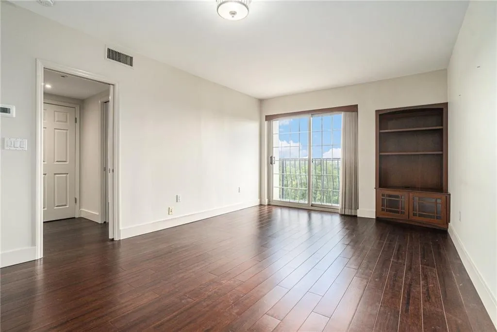 199 14th Street Street Ne Unit 704, Atlanta, Georgia 30309, 1 Bedroom Bedrooms, ,1 BathroomBathrooms,Residential,For Sale,199 14th Street Street Ne Unit 704,7608572