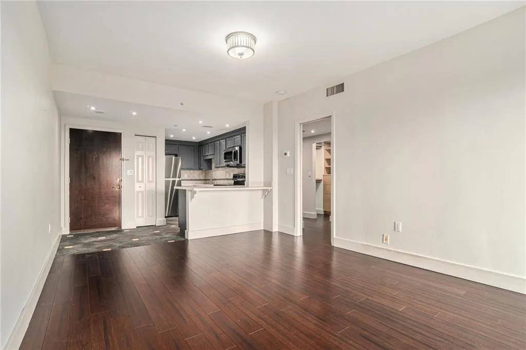 199 14th Street Street Ne Unit 704, Atlanta, Georgia 30309, 1 Bedroom Bedrooms, ,1 BathroomBathrooms,Residential,For Sale,199 14th Street Street Ne Unit 704,7608572