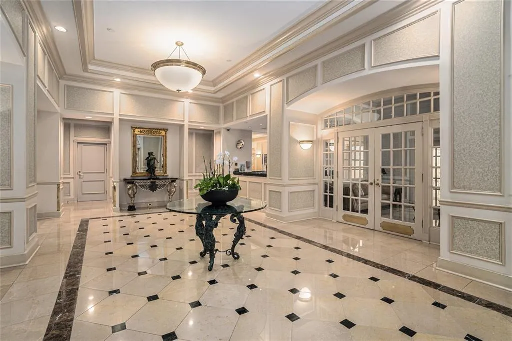 199 14th Street Street Ne Unit 704, Atlanta, Georgia 30309, 1 Bedroom Bedrooms, ,1 BathroomBathrooms,Residential,For Sale,199 14th Street Street Ne Unit 704,7608572