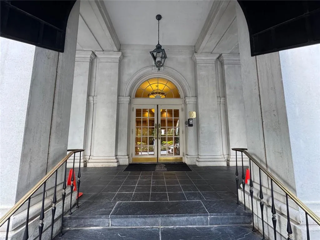 199 14th Street Street Ne Unit 704, Atlanta, Georgia 30309, 1 Bedroom Bedrooms, ,1 BathroomBathrooms,Residential,For Sale,199 14th Street Street Ne Unit 704,7608572