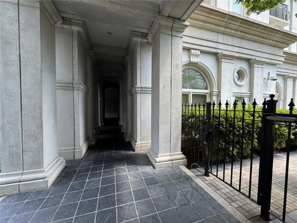 199 14th Street Street Ne Unit 704, Atlanta, Georgia 30309, 1 Bedroom Bedrooms, ,1 BathroomBathrooms,Residential,For Sale,199 14th Street Street Ne Unit 704,7608572