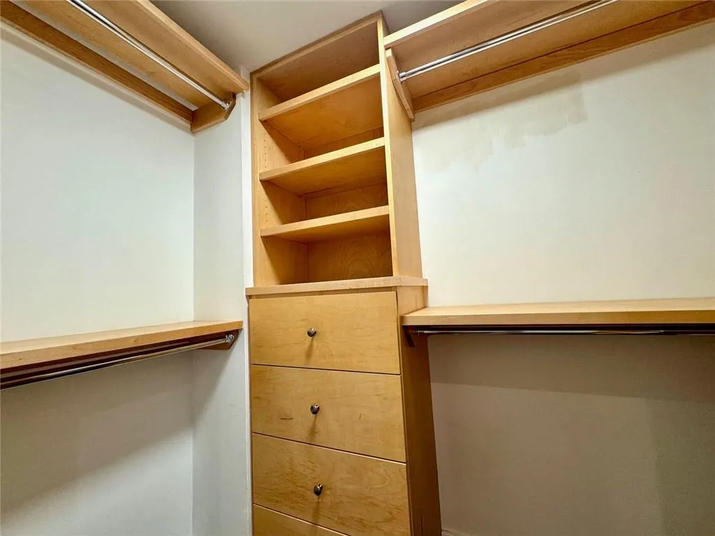 199 14th Street Street Ne Unit 704, Atlanta, Georgia 30309, 1 Bedroom Bedrooms, ,1 BathroomBathrooms,Residential,For Sale,199 14th Street Street Ne Unit 704,7608572