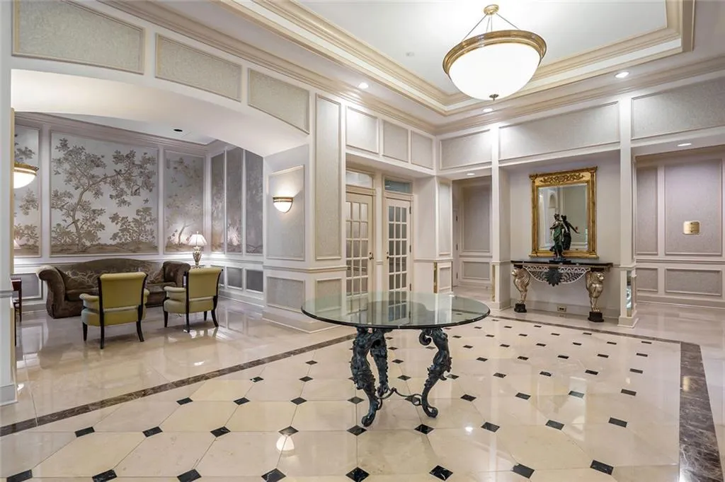 199 14th Street Street Ne Unit 704, Atlanta, Georgia 30309, 1 Bedroom Bedrooms, ,1 BathroomBathrooms,Residential,For Sale,199 14th Street Street Ne Unit 704,7608572