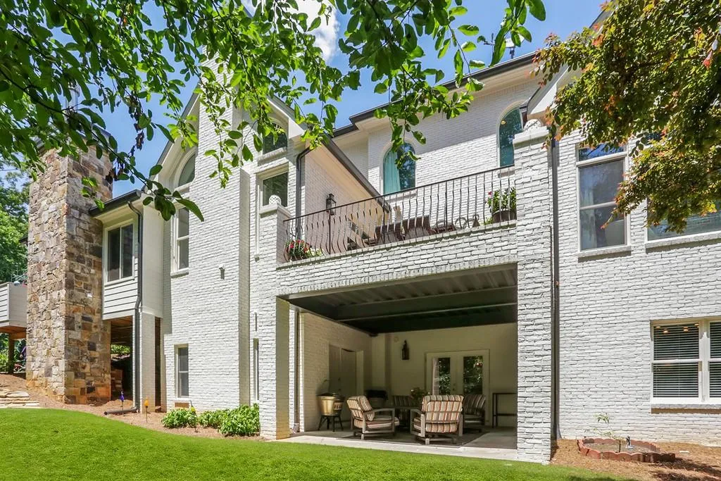5 Highland Valley Court Nw, Atlanta, Georgia 30327, 6 Bedrooms Bedrooms, ,4 BathroomsBathrooms,Residential,Sold,5 Highland Valley Court Nw,6566325