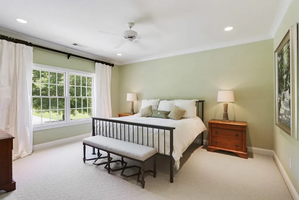 5 Highland Valley Court Nw, Atlanta, Georgia 30327, 6 Bedrooms Bedrooms, ,4 BathroomsBathrooms,Residential,Sold,5 Highland Valley Court Nw,6566325