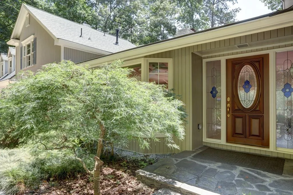 8370 Valley Tarn, Sandy Springs, Georgia 30350, 4 Bedrooms Bedrooms, ,4 BathroomsBathrooms,Residential,Sold,8370 Valley Tarn,6677403