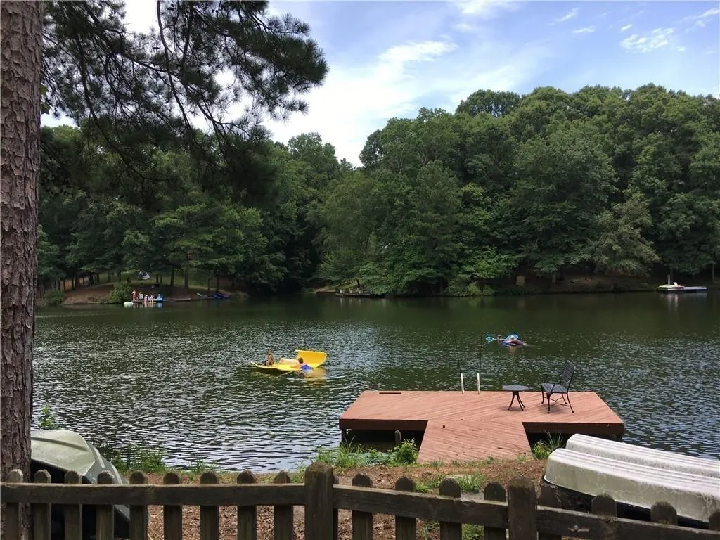 8370 Valley Tarn, Sandy Springs, Georgia 30350, 4 Bedrooms Bedrooms, ,4 BathroomsBathrooms,Residential,Sold,8370 Valley Tarn,6677403