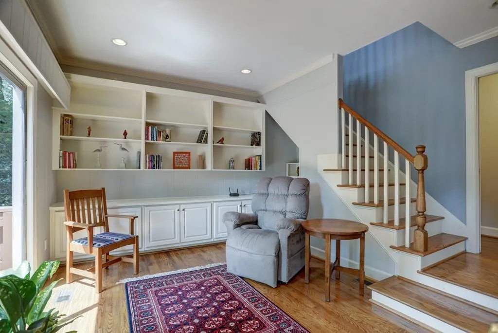 8370 Valley Tarn, Sandy Springs, Georgia 30350, 4 Bedrooms Bedrooms, ,4 BathroomsBathrooms,Residential,Sold,8370 Valley Tarn,6677403