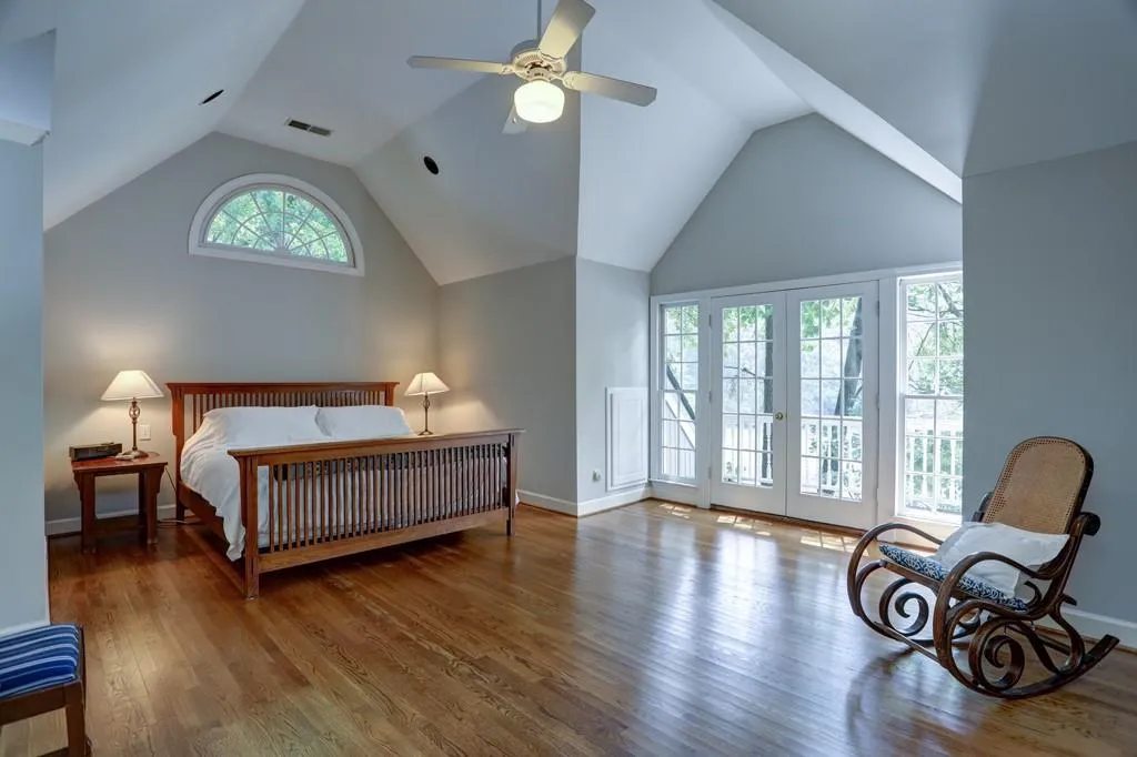 8370 Valley Tarn, Sandy Springs, Georgia 30350, 4 Bedrooms Bedrooms, ,4 BathroomsBathrooms,Residential,Sold,8370 Valley Tarn,6677403