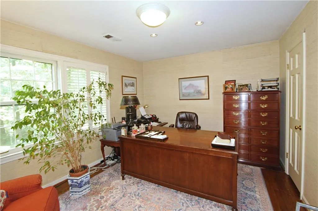 6180 Weatherly Drive, Sandy Springs, Georgia 30328, 4 Bedrooms Bedrooms, ,3 BathroomsBathrooms,Residential,Sold,6180 Weatherly Drive,5720688