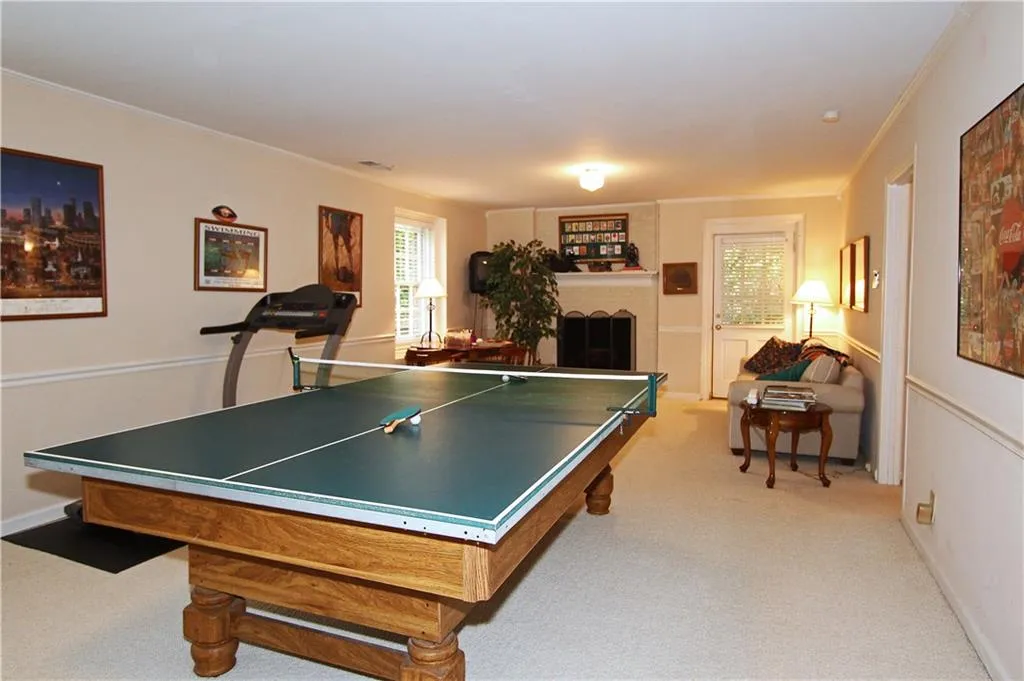 6180 Weatherly Drive, Sandy Springs, Georgia 30328, 4 Bedrooms Bedrooms, ,3 BathroomsBathrooms,Residential,Sold,6180 Weatherly Drive,5720688