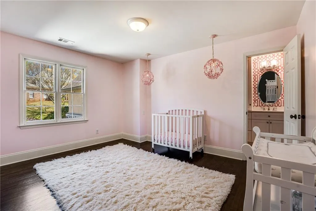 450 Laurel Chase Court, Atlanta, Georgia 30327, 5 Bedrooms Bedrooms, ,4 BathroomsBathrooms,Residential,Sold,450 Laurel Chase Court,7189904