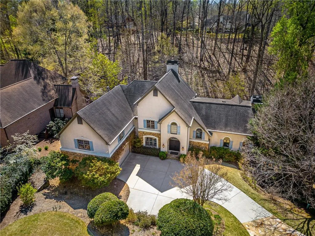 450 Laurel Chase Court, Atlanta, Georgia 30327, 5 Bedrooms Bedrooms, ,4 BathroomsBathrooms,Residential,Sold,450 Laurel Chase Court,7189904