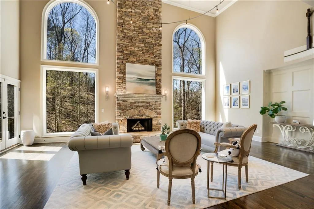 450 Laurel Chase Court, Atlanta, Georgia 30327, 5 Bedrooms Bedrooms, ,4 BathroomsBathrooms,Residential,Sold,450 Laurel Chase Court,7189904