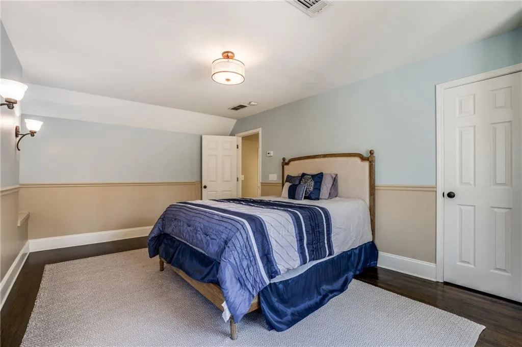 450 Laurel Chase Court, Atlanta, Georgia 30327, 5 Bedrooms Bedrooms, ,4 BathroomsBathrooms,Residential,Sold,450 Laurel Chase Court,7189904