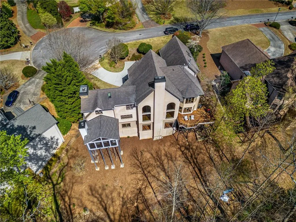 450 Laurel Chase Court, Atlanta, Georgia 30327, 5 Bedrooms Bedrooms, ,4 BathroomsBathrooms,Residential,Sold,450 Laurel Chase Court,7189904