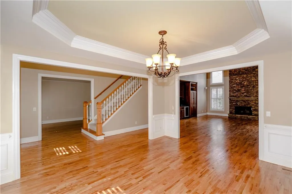 3507 Greenwood Close Ne, Atlanta, Georgia 30319, 6 Bedrooms Bedrooms, ,5 BathroomsBathrooms,Residential,Sold,3507 Greenwood Close Ne,6113151