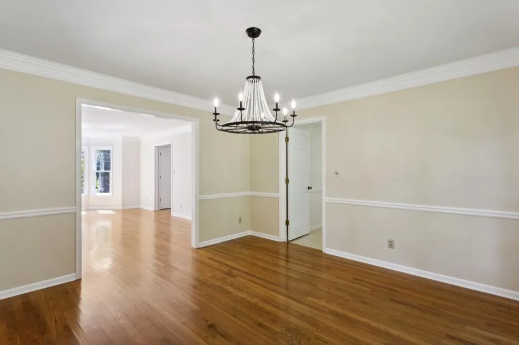 285 Brackenwood Circle, Atlanta, Georgia 30328, 6 Bedrooms Bedrooms, ,3 BathroomsBathrooms,Residential,Sold,285 Brackenwood Circle,7261639