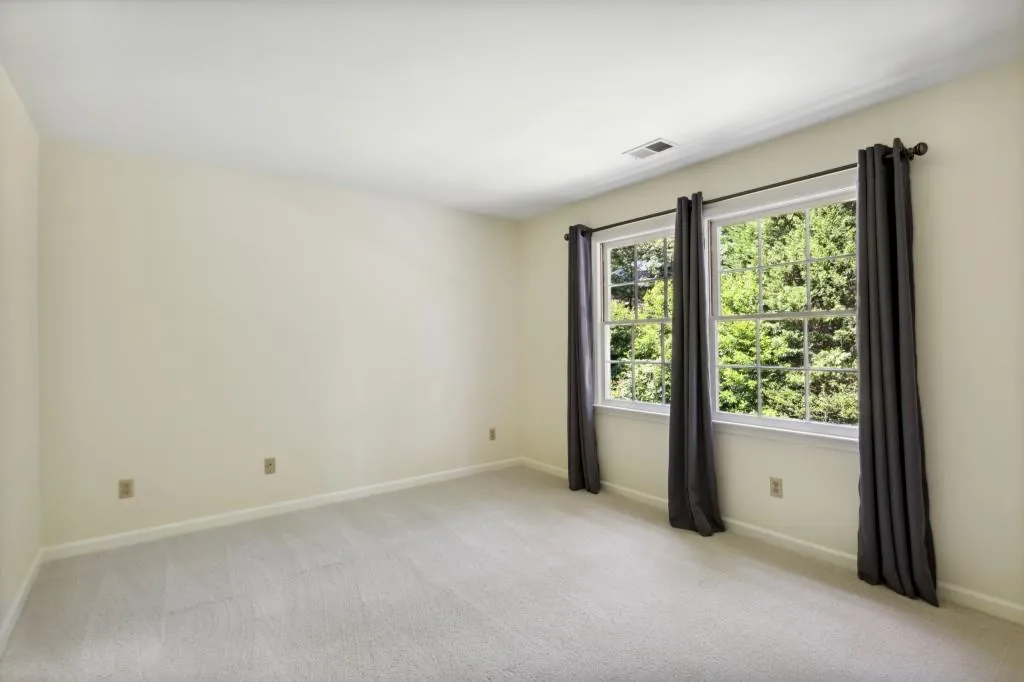 285 Brackenwood Circle, Atlanta, Georgia 30328, 6 Bedrooms Bedrooms, ,3 BathroomsBathrooms,Residential,Sold,285 Brackenwood Circle,7261639