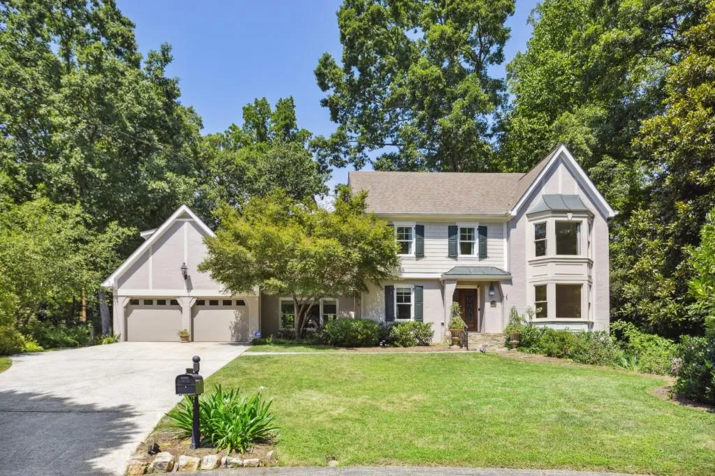 285 Brackenwood Circle, Atlanta, Georgia 30328, 6 Bedrooms Bedrooms, ,3 BathroomsBathrooms,Residential,Sold,285 Brackenwood Circle,7261639