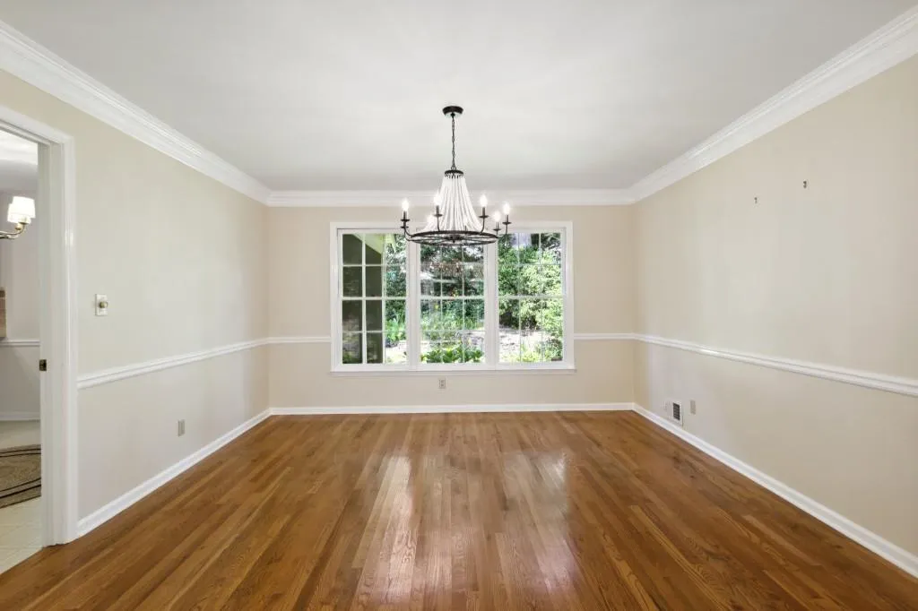 285 Brackenwood Circle, Atlanta, Georgia 30328, 6 Bedrooms Bedrooms, ,3 BathroomsBathrooms,Residential,Sold,285 Brackenwood Circle,7261639